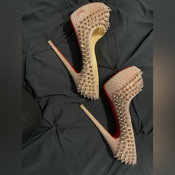 Louboutin Rose Gold Spiked Lady Peep size 37 - Picture 3 of 6